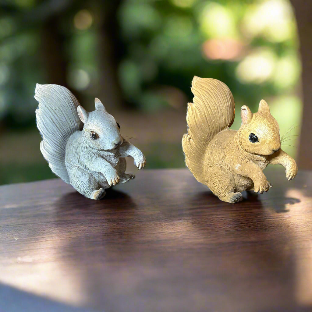 Assorted Resin Pot Hanger Squirrel