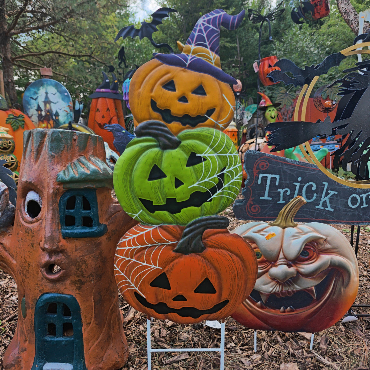 3 Stack Witch Hat Pumpkins