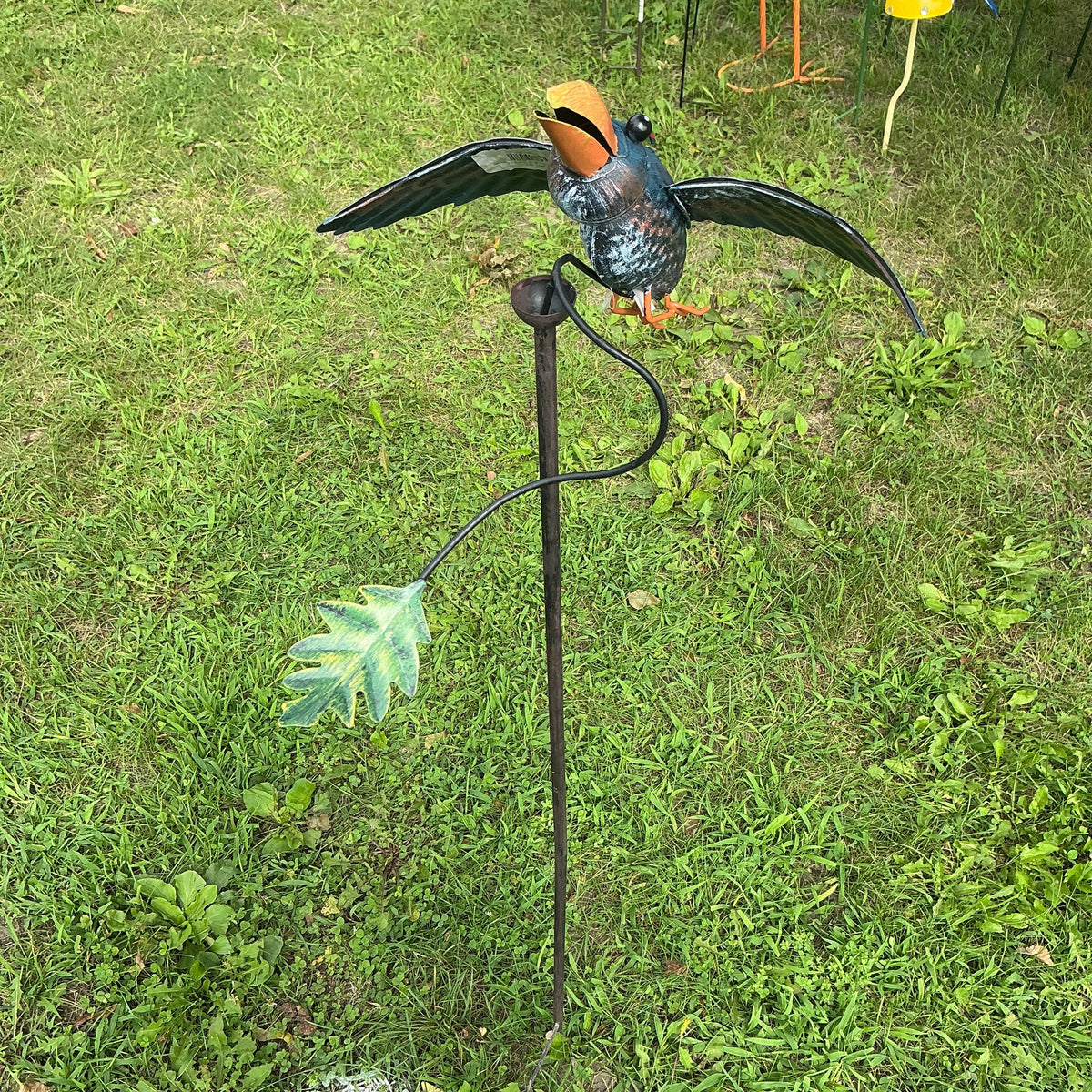 Spinning Rustic Bird Stake