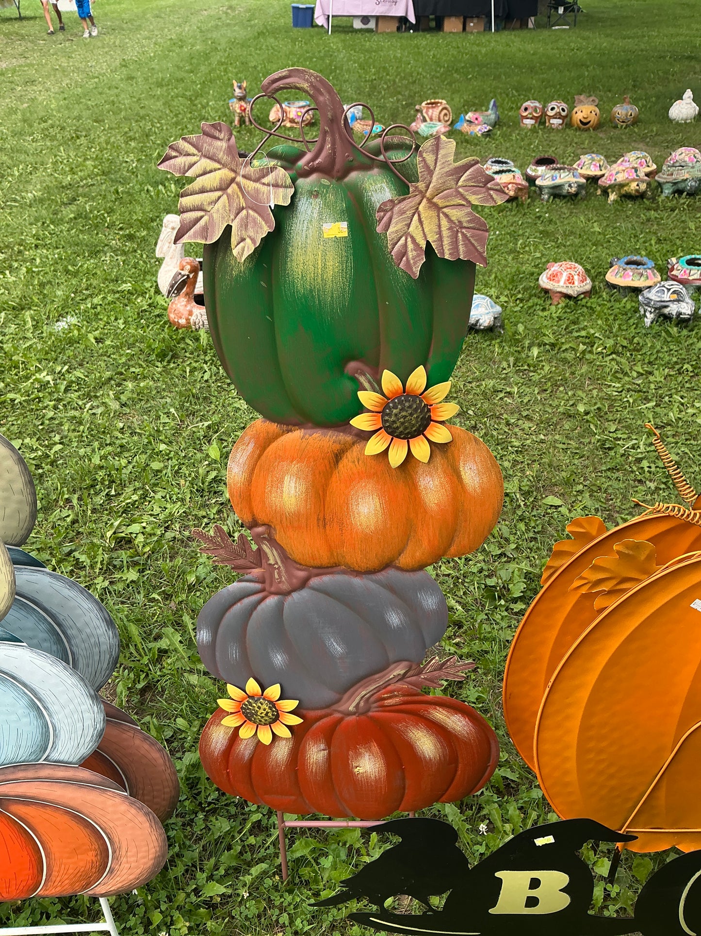 4 Stack Pumpkins With Sunflowers