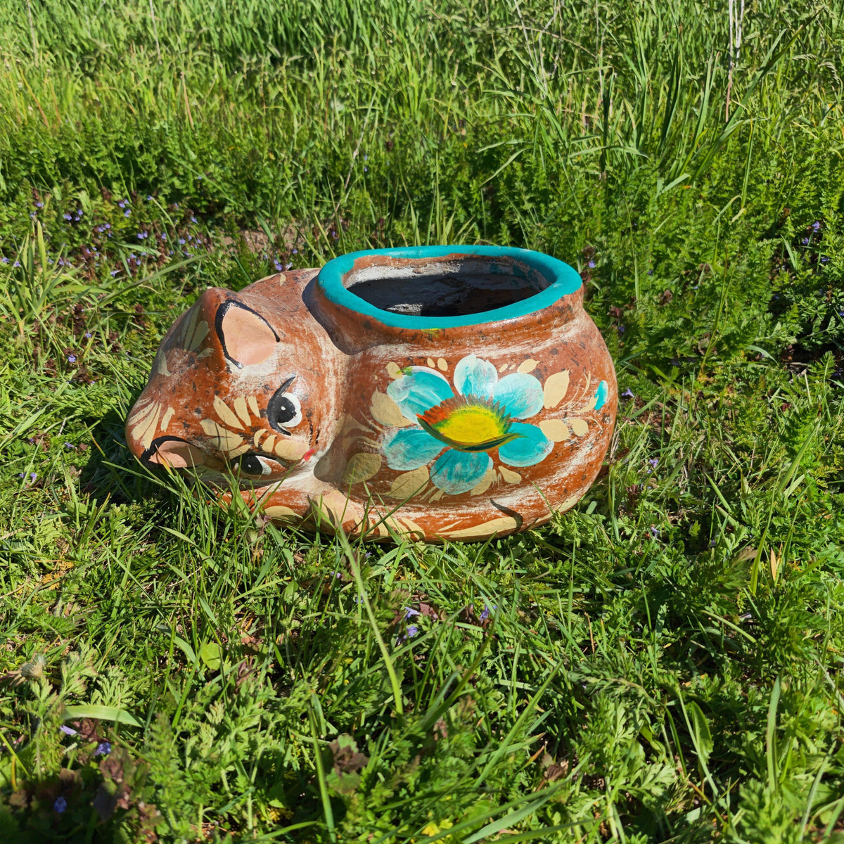 Terracotta Curled Cat