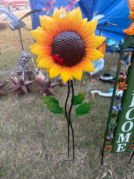 Metal Sunflower with Ladybug 318-32624