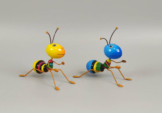 Metal Ant 7in