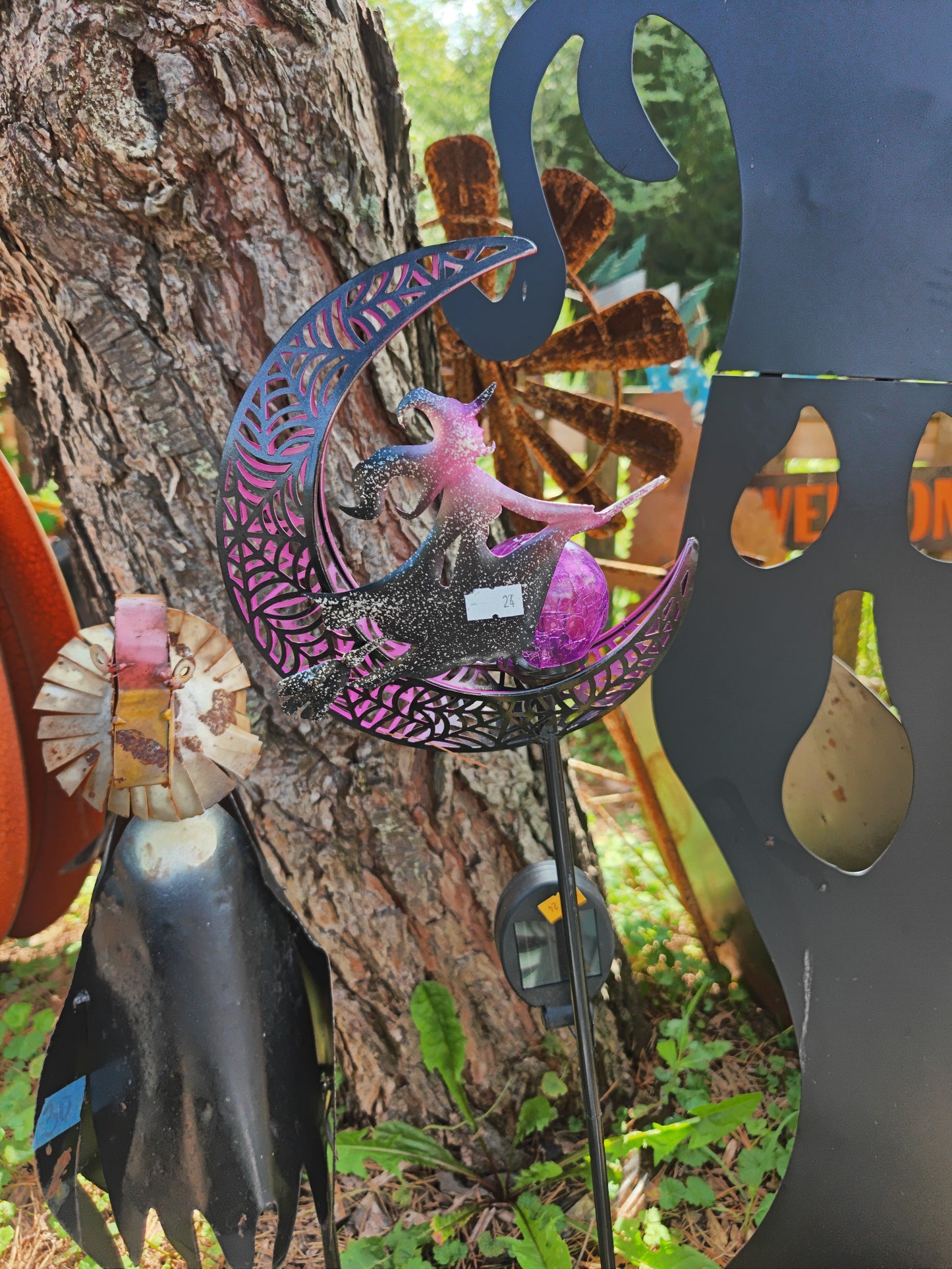 Crescent Moon Solar Light
