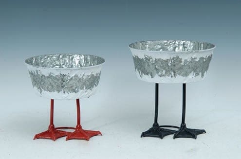 Metal Pot W/Legs
