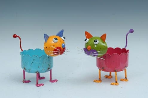 Small Metal Cat Planter 12in