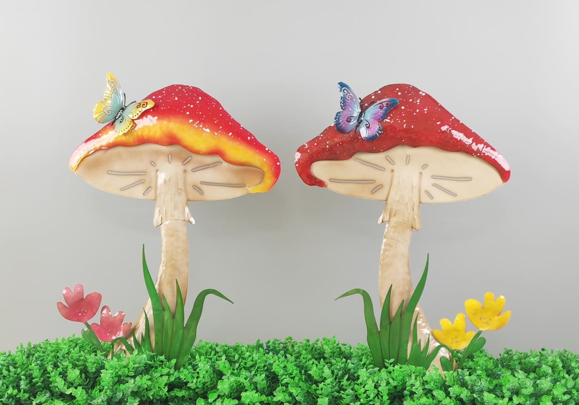 Metal Mushroom Garden Stake