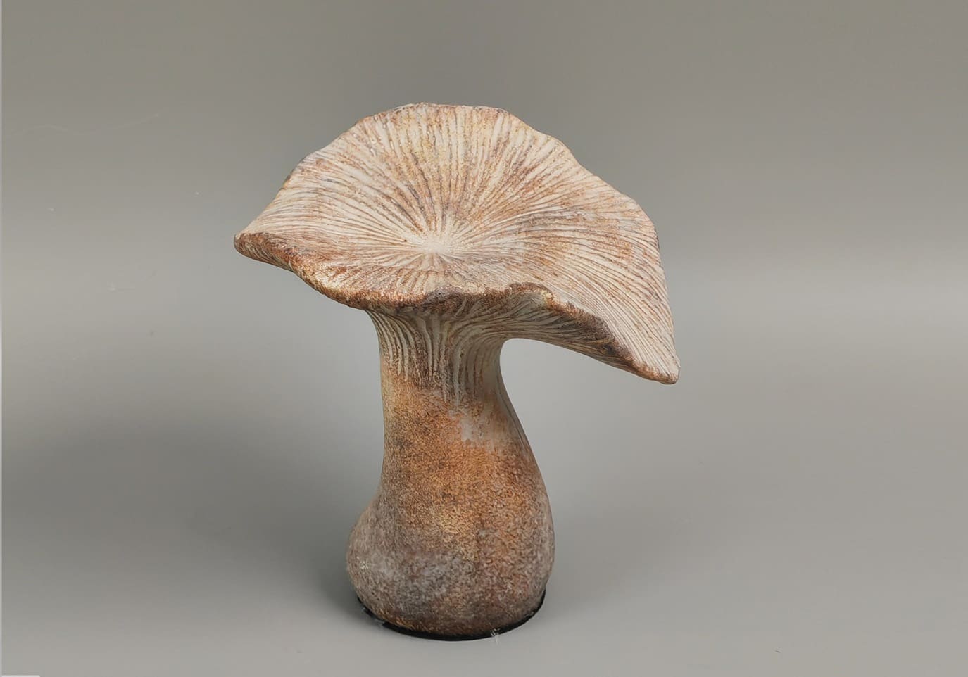 Cement Mushroom 7in