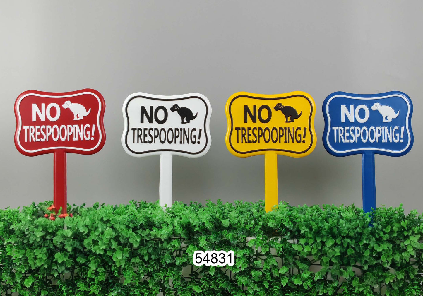 No Trespooping Metal Garden Sign