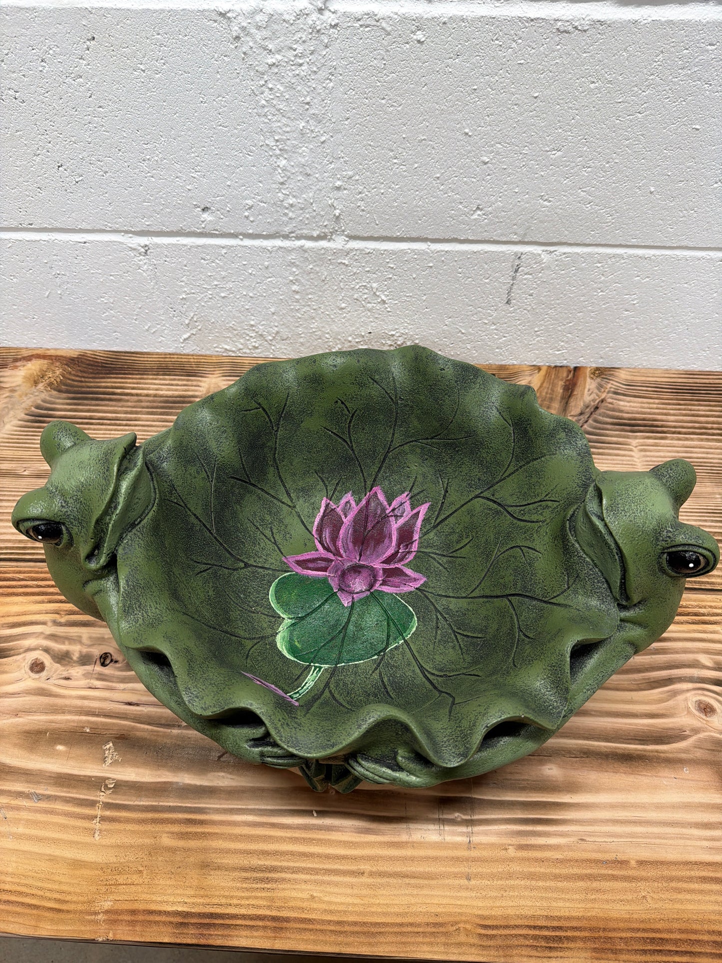 Double Frog Bowl