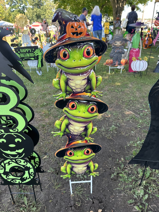 Metal Stacking Halloween Frogs