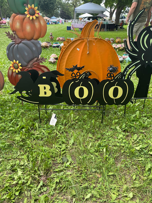 Glow In The Dark Boo Sign