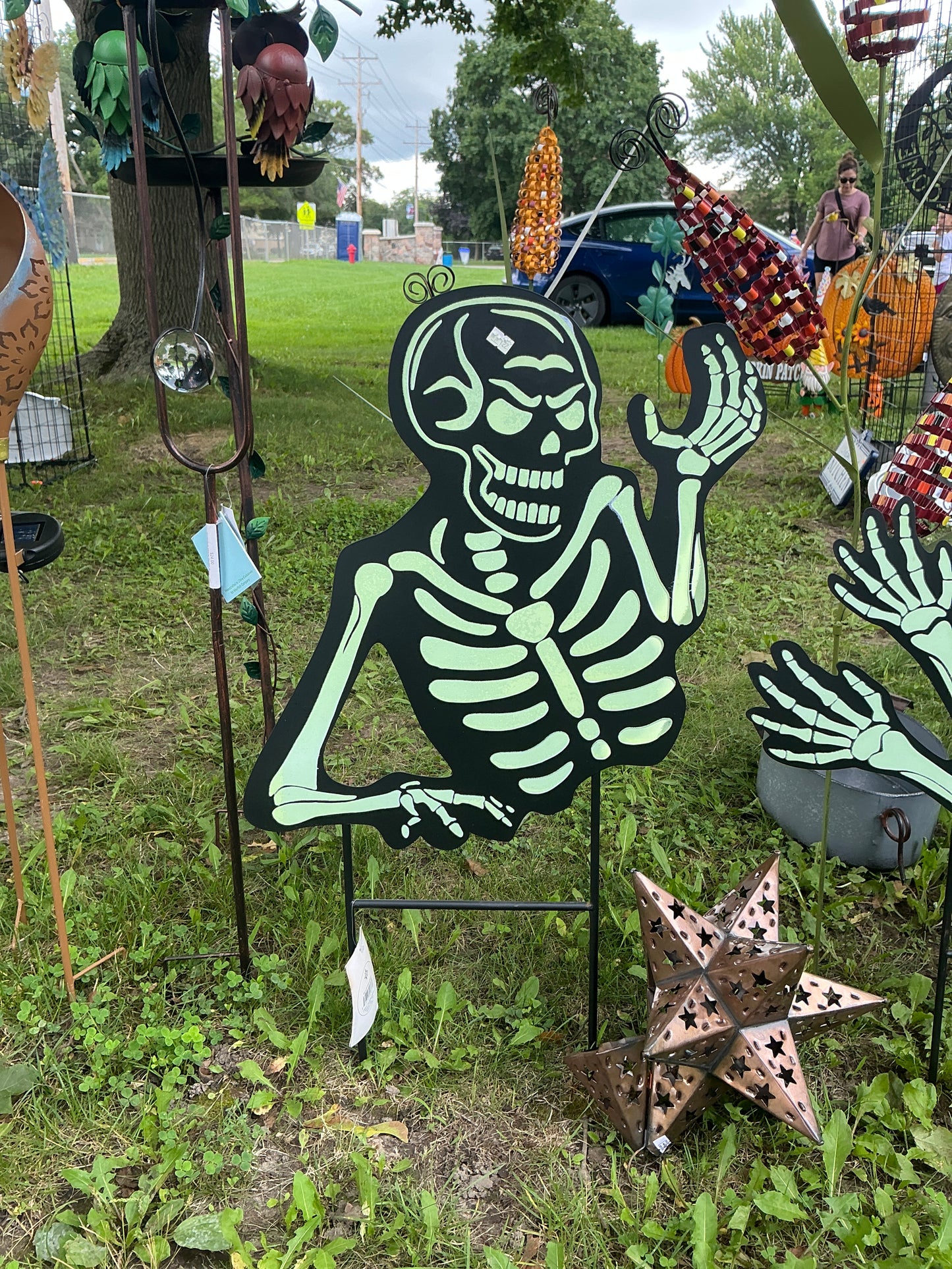 Glow In The Dark Skeleton Bust Upright