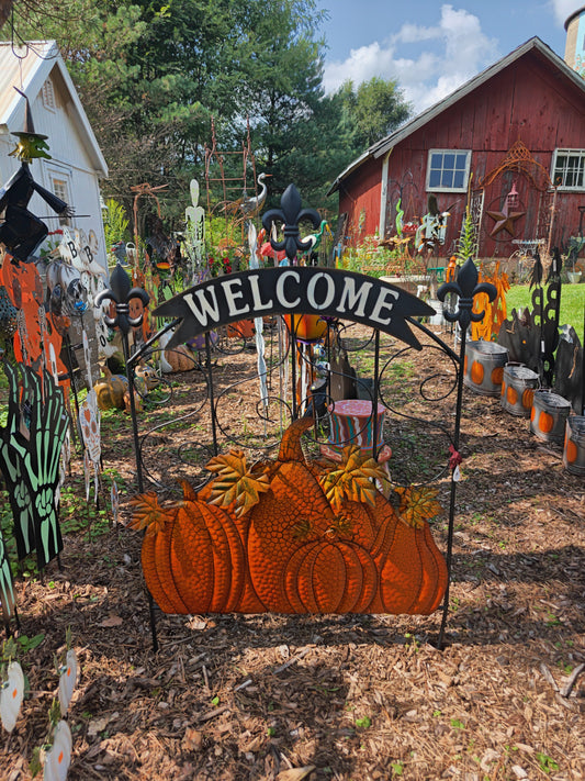 Pumpkin Welcome Fence